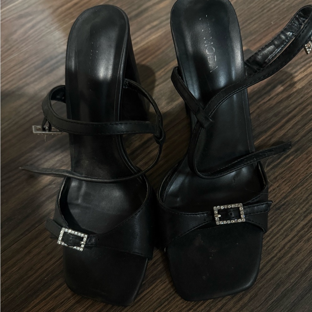 Elegant Black Strappy Heels